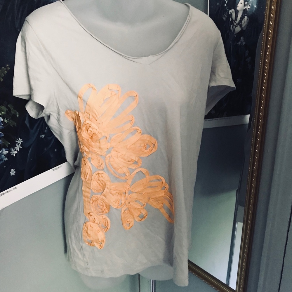 $$ Banana Republic Tee Shirt